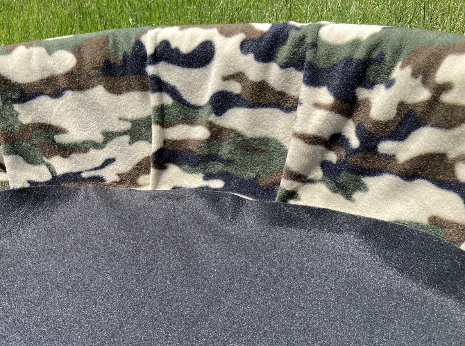 SHIPS FREE! MEDIUM Size Kiddie Pool Cover Liner for Whelping Puppies Dogs