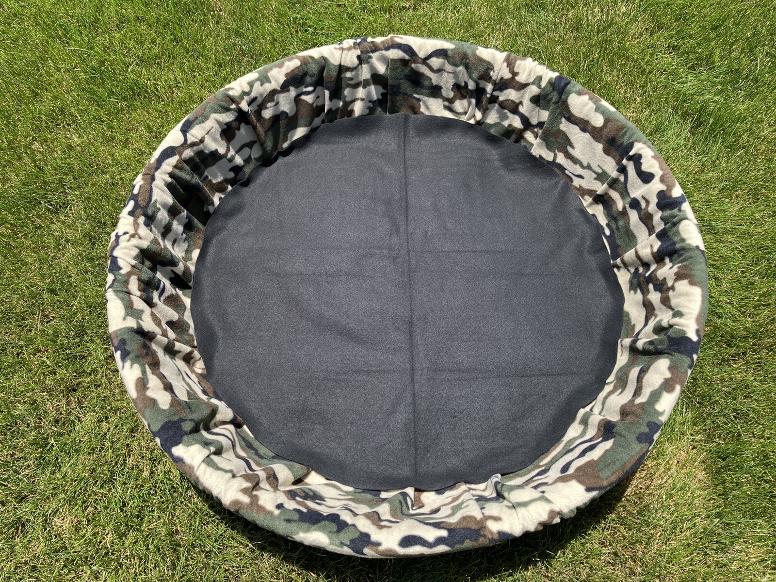 SHIPS FREE! MEDIUM Size Kiddie Pool Cover Liner for Whelping Puppies Dogs