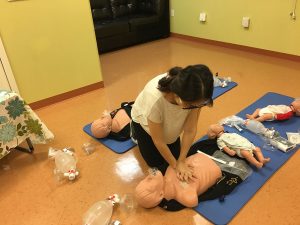 a Basic life support class at the birthing center of ny